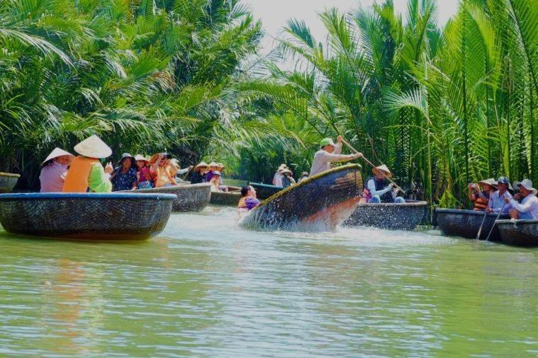 Tai Nhien Homestay Tan Thanh Bagian luar foto